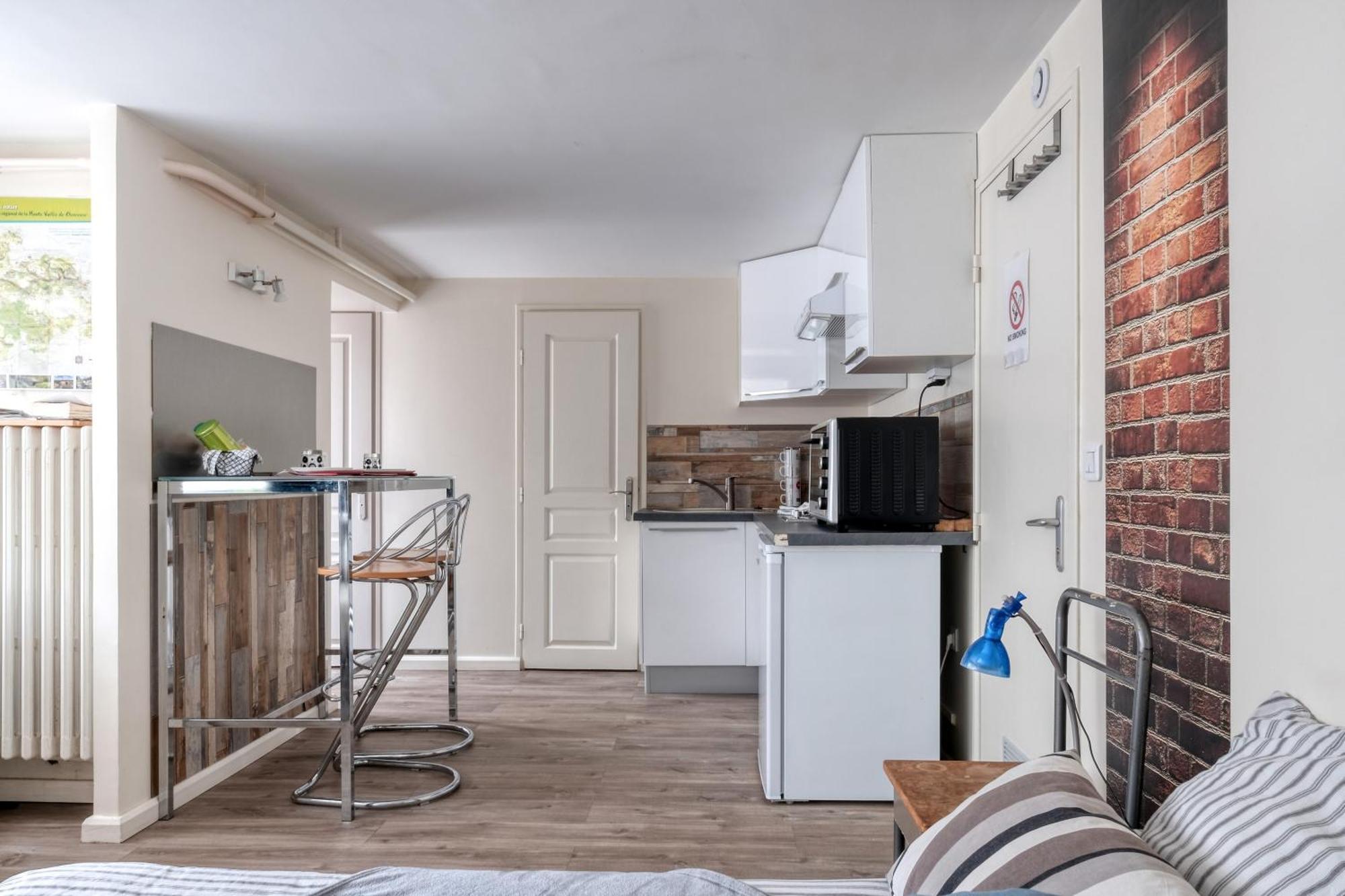 Studios De L'Etang Du Perray Le Perray-en-Yvelines Kamer foto